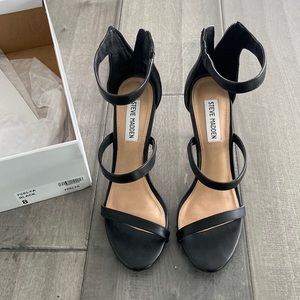 Steve Madden stilettos size 8